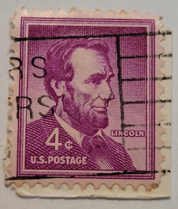 Franqueo de EE. UU. ~ Abraham Lincoln ~ Cancelado/Correo ~ Estampilla Púrpura 4¢ -c.1956 ~ T33 - Imagen 1 de 6