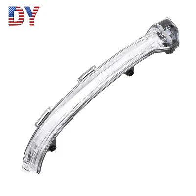 Lente señal de giro del espejo retrovisor lateral derecho apta para Volkswagen Golf R 2015-2019 Foto 1 de 4