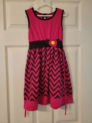 Vestido feminino rosa quente e preto Chevron estampa ZIG ZAG flor elástica tamanho 8 - Imagem 1 de 4