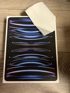 Apple iPad Pro 6.ª generación 128 GB, Wi-Fi, 12,9 pulgadas - plateado - Imagen 1 de 2