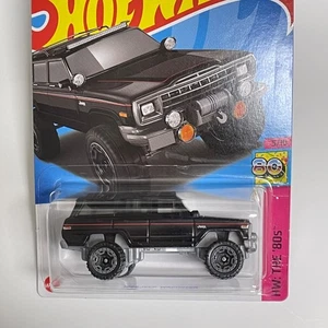 Hot Wheels 1988 Jeep Wagoneer HW: The ‘80s Series 5/10 Black #52/250 1:64 Scale - Picture 1 of 3
