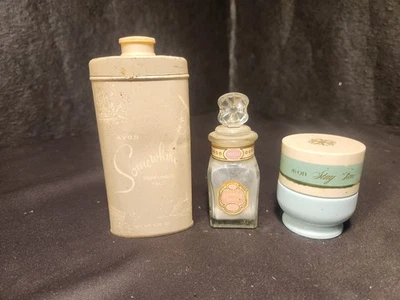 VINTAGE SET OF 3 Avon Products- Somewhere Perfumed Talc/ Lavender Sachet/ Makeup - Image 1 of 4
