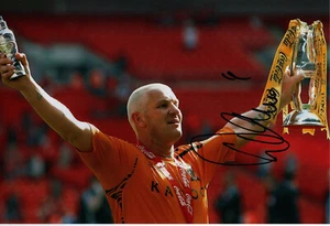 Dean Windass Hand Signed Photo 12x8" Hull City Autograph Payoff Final AC - Picture 1 of 1