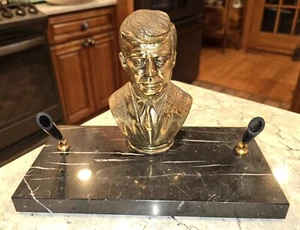 Vintage Brass Bust Of John F Kennedy Black Marble Base Pen & Pencil Desk Set - Picture 1 of 4