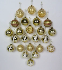 LOT OF 24 VTG 1950s BRADFORD UNBREAKABLE CHRISTMAS ORNAMENTS STENCIL 2 1/4" DIAM - Picture 1 of 22