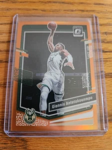 2023-24 Optic 53 - Giannis Antetokounmpo - Orange Prizm /199 - Bild 1 von 2