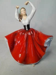 1982-1989 Royal Doulton KAREN Figurine +Label HN 2388 M (Peggy) Davies 7 Photos - Picture 1 of 7