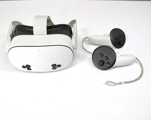 Meta Quest 3S 128GB  P97 Virtual Reality VR Gaming Headset & Controllers - Picture 1 of 6