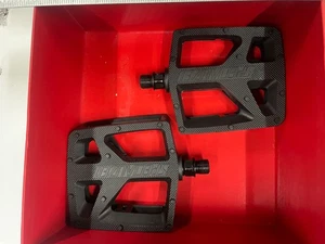 Specialized sealed Flat Platform Pedals 9/16" Mountain Bike Cycling Pedals K1283 - Picture 1 of 2