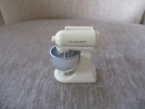 Vintage 1992 ACME Deluxe Standmixer mit Schüssel Kühlschrankmagnet Puppenhausgerät - Bild 1 von 9