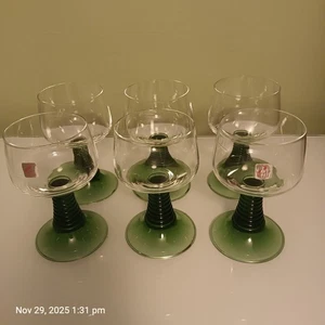 6 x Zwiesel Glas Wine Glasses / Goblets - Green Stem - 13.5cm Tall - 0.2l - Picture 1 of 7