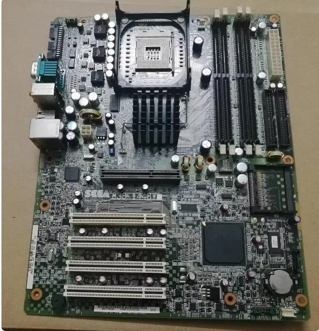 Placa madre SEGA 838-14487 014845 502-045W Foto 1 de 3