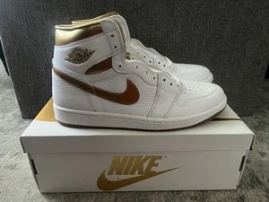Talla 12.5 - Air Jordan 1 Retro OG Alto Metálico Dorado W - Imagen 1 de 11