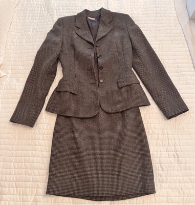 Conjunto de traje de dos piezas para mujer (chaqueta y falda) - talla 6 Foto 1 de 4