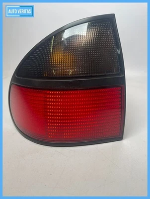 Original Renault Laguna (B56) rear light Left rear 7700820052 - Image 1 of 4