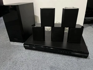 Samsung HT-H4500ZA Blu-Ray 3D DVD Home Theater System Speakers Subwoofer HDMI - Picture 1 of 15