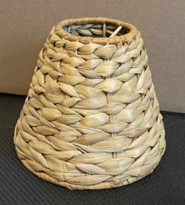 "Pantalla de lámpara de araña con clip de repuesto de pasto marino natural tejido 5,75""" Foto 1 de 3