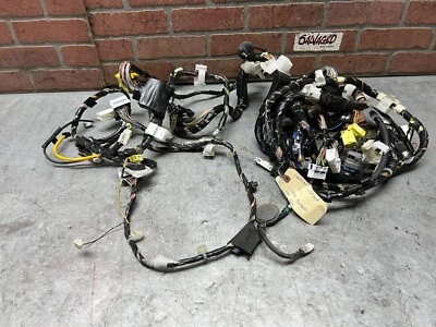 Arnés interior Mitsubishi Ralliart 8507D400 2010 Foto 1 de 4