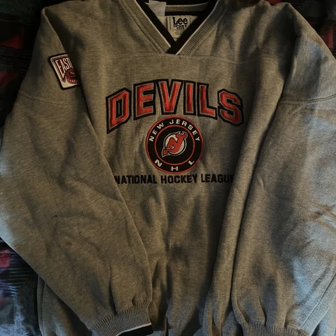 Vintage NFL Kansas City KC Chiefs Sweater Lee Sport Stitched Gray V-Neck Medium Cover