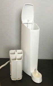 Braun Charger with Storage Type 4729 - Picture 1 of 5