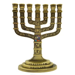 Antiguo Candelabro de Latón Templo de Jerusalén Menorá 7 Ramas Tribus de Israel 5" - Imagen 1 de 4