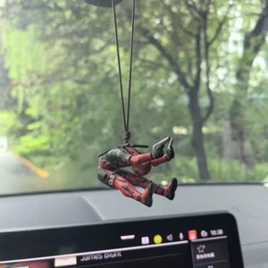Deadpool Specchio Retrovisore Auto Pendente Oscillazione e Lettura Un Libro Decorazione - Foto 1 di 22