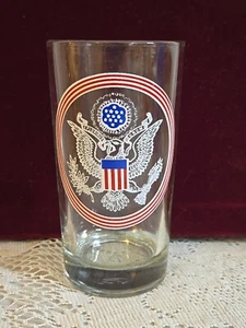 Vintage United States of America Washington DC Eagle Crest Embassy Glass USA  - Picture 1 of 9
