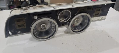 Cuadro medidor velocímetro Mercury Cougar 1967-68 piezas originales FOMOCO Foto 1 de 4