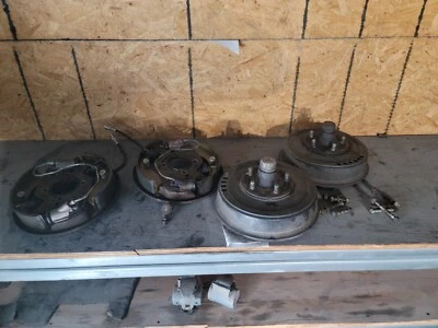 Dodge Coronet 1959 frenos de tambor delanteros Foto 1 de 4