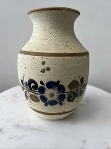 Tonala Handmade Mexican Folk Art Pottery Vase W/ Multiple Colors & Signed - Picture 1 of 5