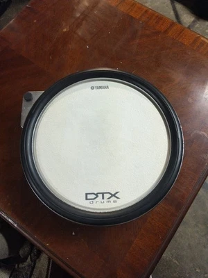 Caja electrónica de silicona texturizada Yamaha XP120SD 3 zonas 12" con perilla controladora Foto 1 de 4