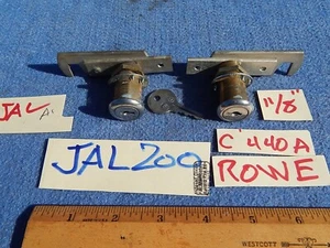 AMI / Rowe JAL200 Cabinet Lid Locks 11/8 " with C440A key & lock bolts (cams) - Picture 1 of 5