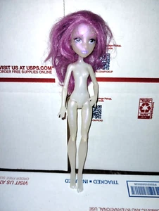 Welcome to Monster High Popstar Fang Ghoul Ari Hauntington Nude Doll. - Bild 1 von 2