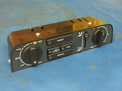 JAGUAR DAIMLER HEATER CONTROL PANEL FITS XJ40 VIN 667829 TO 687218 DBC11818 - Image 1 of 2