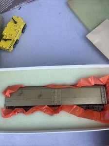 NJ Custom Brass RS-672-0 HO 2-Rail Pennsylvania R50B Reefer - Unpainted EX/Box - Picture 1 of 6