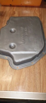 TURBO 400 TH400 TRANSMISSION OIL PAN WITH ALL BOLTS. HYDROMATIC GENUINE GMC PART - image 1 of 4