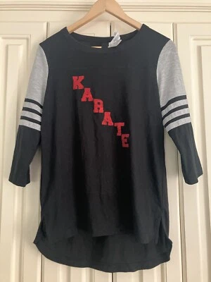 阿迪达斯空手道亮片 3/4 袖球衣 T 恤尺寸 S 全新带标签 — 第 1/4 张图片