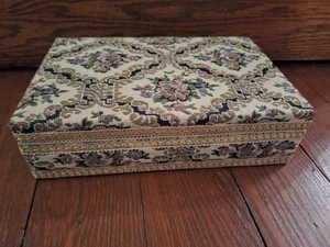 Vintage 80er Jahre Blumen Stoff Schmuckkästchen rot Velevet gefüttert mit Spiegel - Bild 1 von 8