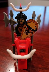 LEGO Castle Knights Kingdom I Cedric the Bull Minifigure 6096 6098 6091 6095 Hrs