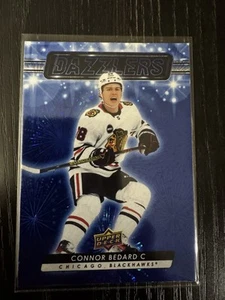 2023-24 Upper Deck #DZ-79 Connor Bedard Rookie Dazzlers Blue Chicago Blackhawks - Bild 1 von 2