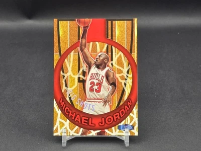 Fleer Ultra Big Shots #1 1997-98 Michael Jordan Chicago Bulls Salón de la fama Foto 1 de 2