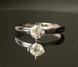 Beautiful Natural 0.42CT S1 Diamond Ring With 18k Gold - Picture 1 of 6