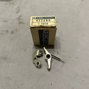 GENUINE OMC NOS IGNITION BREAKER SET 677254 - Picture 1 of 2