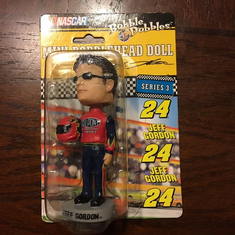 JEFF GORDON MINI BOBBLEHEAD DOLL Nascar Bobble Dobbles Series 3 #24 MOC 2003 Cover