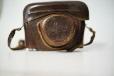 #T0025- Original Leica M3 Tasche ever ready case 1: Version mit 3/8" Schrauben - Bild 1 von 4