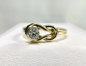 Vintage 14k Yellow Gold Designer Natural Round Diamond Knot Bezel Ring - Picture 1 of 6
