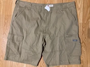 Wrangler Men's Relaxed Fit Cargo Shorts Size 48, Epic Soft - Picture 1 of 5