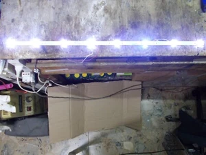 1 STRISCIA LED RETROILLUMINAZIONE PER TV UNITED LED 40HS27 - Foto 1 di 4