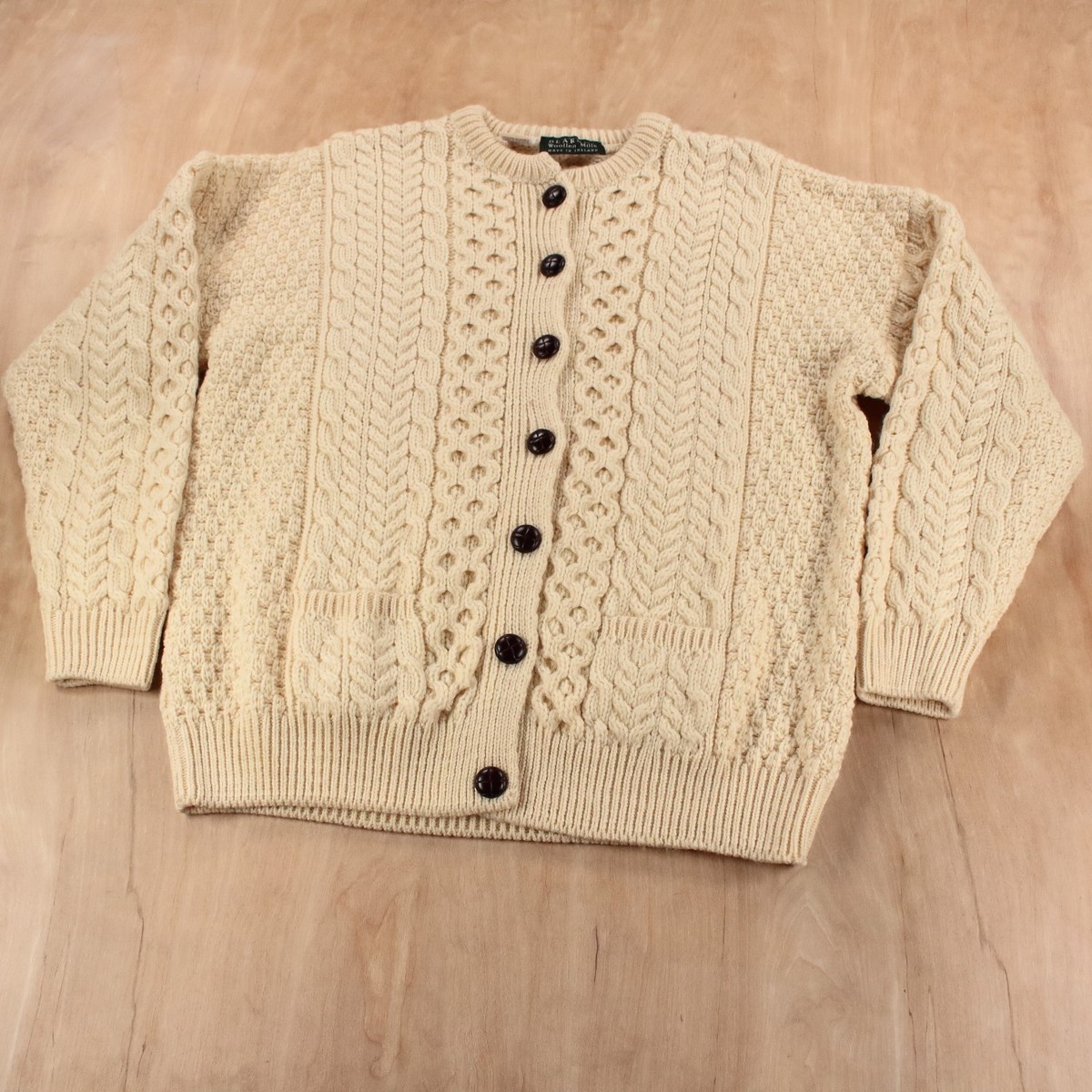 Cárdigan Mujer Irlandés Cárdigan Mujer SAOL - 100% Lana Merino - Patrones  Aran - Con Botones Y Bolsillos Cárdigan Aran Irlandés, image size:1200x1200