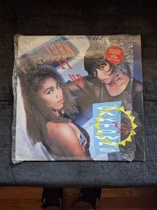 Oaktown's 357 - Turn It Up [Vinyl Single] . - Picture 1 of 4